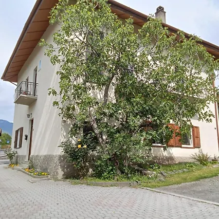 La Maison Des Fleurs Appartement Fenis