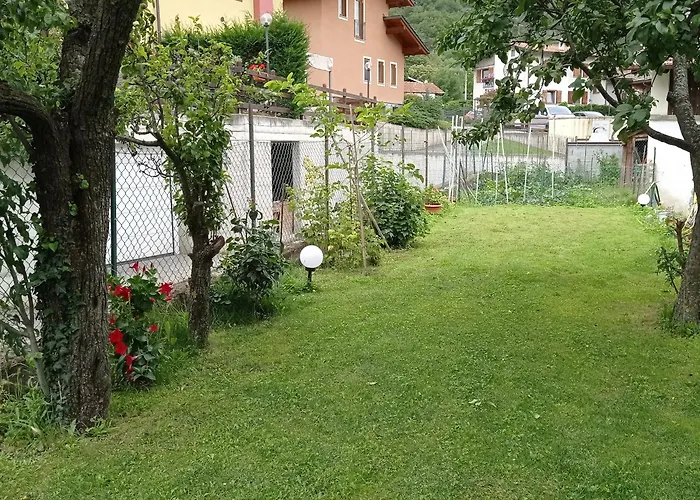 Lägenhet La Maison Des Fleurs