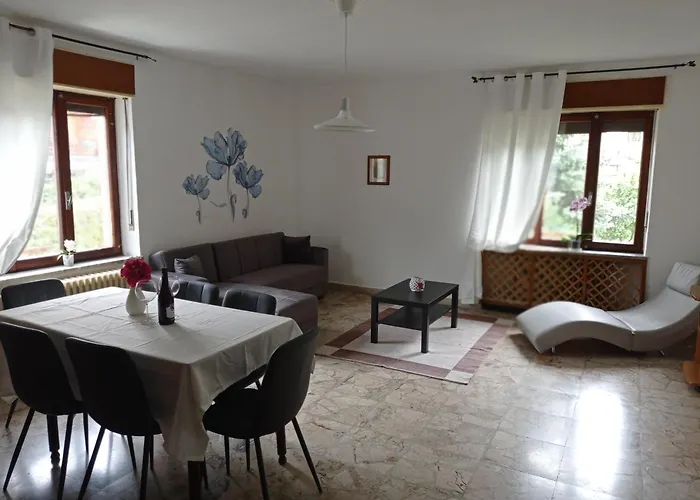 La Maison Des Fleurs Lägenhet Fenis